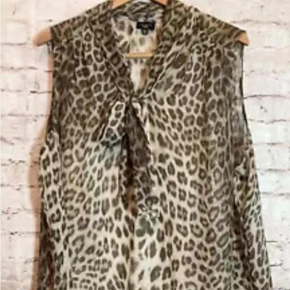 Talbots 24w silk leopard print with cream shell; shell cheetah animal print